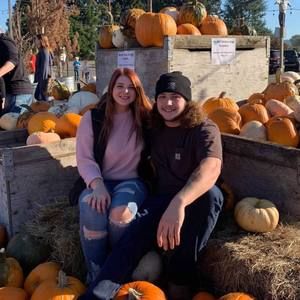 Meet your Posher, Alyson